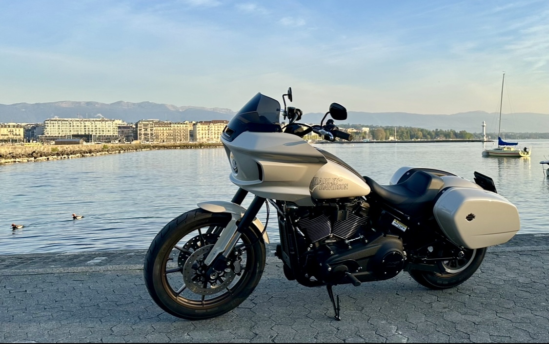 Softail Low Rider™ ST Motor MILWAUKEE-EIGHT™ 117
