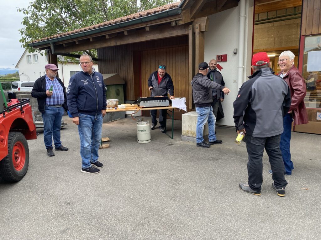 Accueil des membres de l’Association des pompiers de Laupen